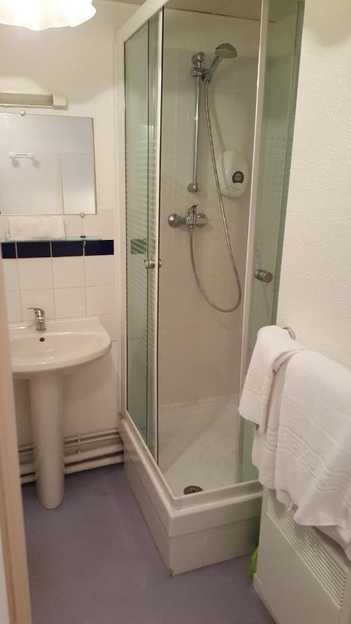 Residence Hoteliere Poincare マリニー＝レ＝コンピエーニュ エクステリア 写真